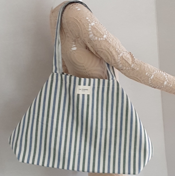 Sezane Handbags - NEW SEZANE OCTOBRE EDITIONS LARGE BLUE | GREEN STRIPED TOTE